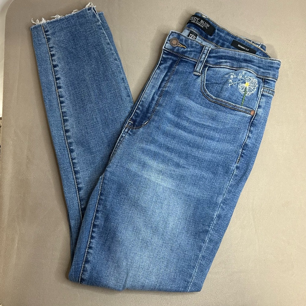 Judy Blue High Waisted Skinny Fit Embroidered Dandelion| Size: 13/31